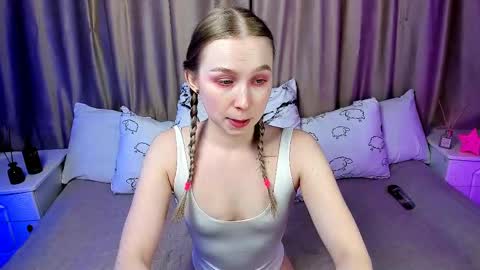 Snapshot of lilystarlight chatting on 11, 3, 2025 Lilian online show from 11, 3, 2025