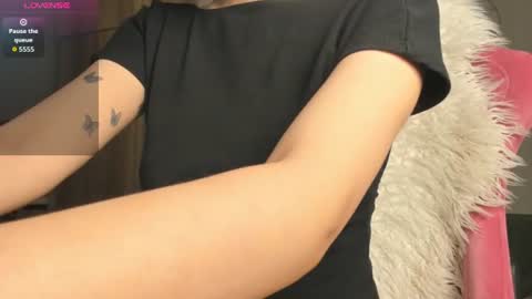 Lily online show from 11, 6, 2026