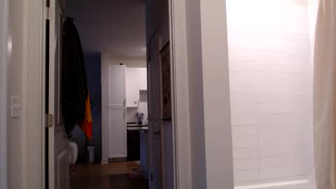 Lily Monroe online show from 17, 10, 2025