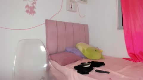 lina_andr online show from 12, 5, 2026
