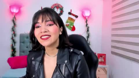 Lina Bedoya  online show from 12, 12, 2024