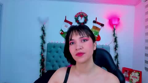 Lina Bedoya  online show from 21, 12, 2024