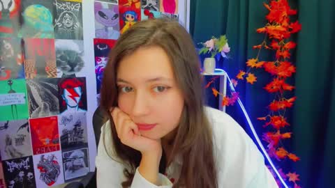 Lina online show from 18, 12, 2024