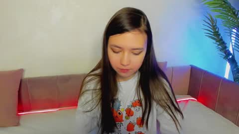 Lina online show from 7, 1, 2025