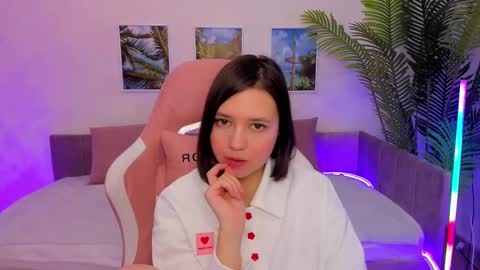 Lina online show from 23, 2, 2025