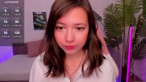 Lina online show from 9, 9, 2025