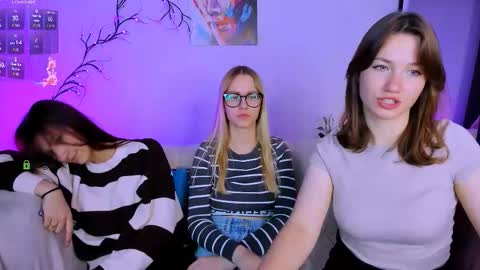 Snapshot of lina_fox12 chatting on 1, 10, 2025 lina_fox12 online show from 1, 10, 2025