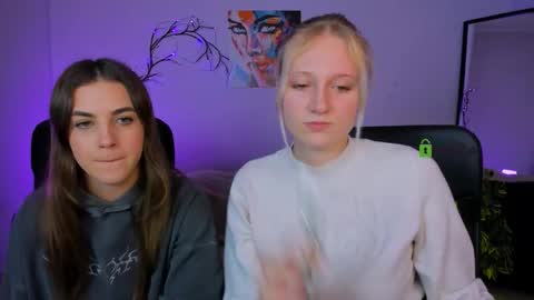 Snapshot of lina_fox12 chatting on 1, 10, 2025 lina_fox12 online show from 1, 10, 2025