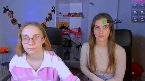 Snapshot of lina_fox12 chatting on 21, 10, 2025 lina_fox12 online show from 21, 10, 2025