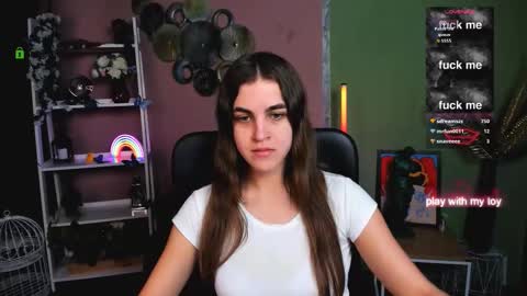 lina_fox12 online show from 4, 12, 2025