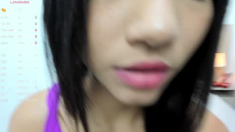 Snapshot of lina_garcia chatting on 12, 1, 2025 online show from 12, 1, 2025