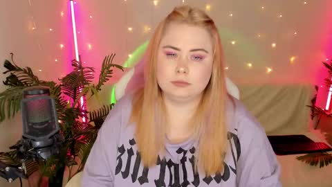 lina_linx online show from 14, 1, 2025