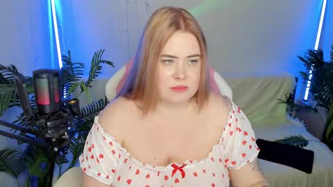 lina_linx online show from 30, 1, 2025