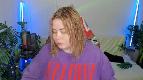 lina_linx online show from 14, 2, 2025