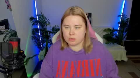 lina_linx online show from 17, 2, 2025