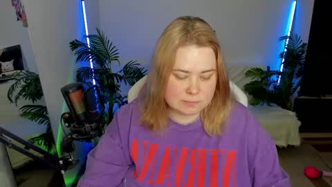 lina_linx online show from 19, 2, 2025