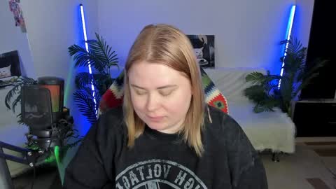lina_linx online show from 25, 2, 2025