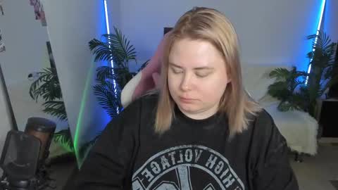 lina_linx online show from 1, 3, 2025