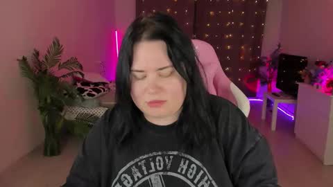 lina_linx online show from 8, 9, 2025
