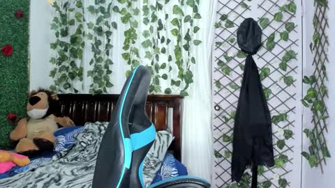 paola online show from 12, 11, 2025