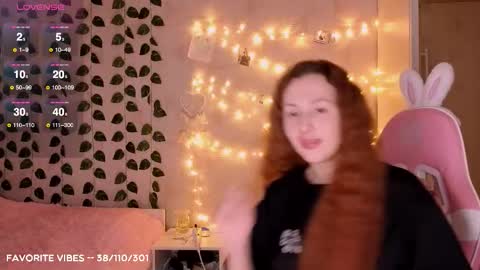 Lina Red X online show from 17, 9, 2025