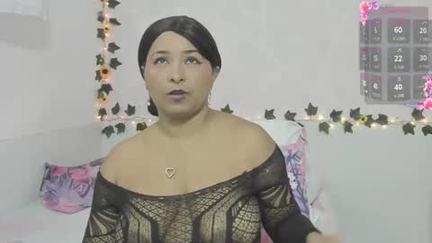 Snapshot of lina_sanchezih chatting on 15, 10, 2025 LINA SANCHEZ online show from 15, 10, 2025