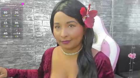 LINA SANCHEZ online show from 23, 6, 2026