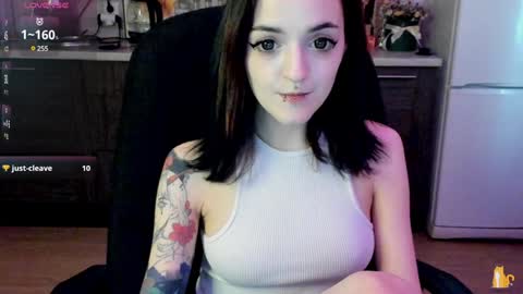Snapshot of lina_tyaan chatting on 13, 12, 2024 Lina 3  1715622743 online show from 13, 12, 2024