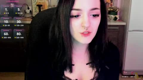 Snapshot of lina_tyaan chatting on 17, 2, 2025 Lina 3  1715622743 online show from 17, 2, 2025