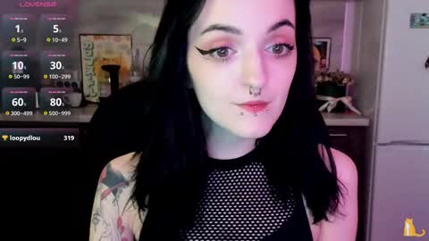 Snapshot of lina_tyaan chatting on 4, 3, 2025 Lina 3  1715622743 online show from 4, 3, 2025