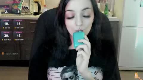 Snapshot of lina_tyaan chatting on 15, 9, 2025 Lina 3  1715622743 online show from 15, 9, 2025