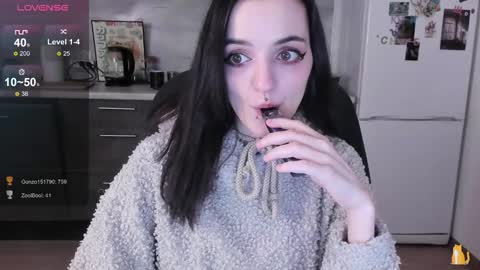 Lina 3  1715622743 online show from 5, 1, 2026