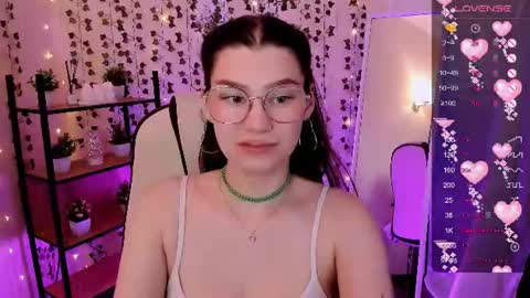 Snapshot of linablossom chatting on 1, 7, 2026 Lina online show from 1, 7, 2026