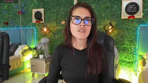 Lina  online show from 9, 5, 2026
