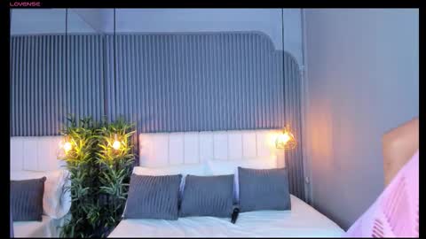 Snapshot of linaglam chatting on 11, 11, 2025 LinaGlam online show from 11, 11, 2025