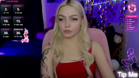 I am Lina online show from 15, 4, 2026