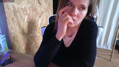 Snapshot of linalou4thanks chatting on 27, 2, 2025 Lina online show from 27, 2, 2025