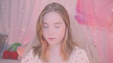 Lina online show from 14, 12, 2025