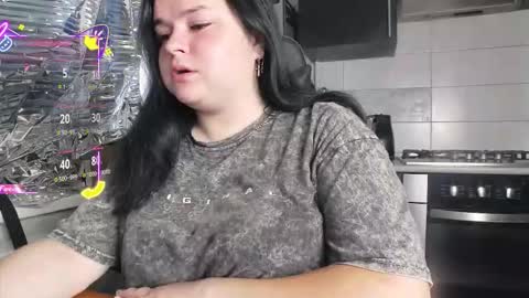 Lina online show from 15, 9, 2025