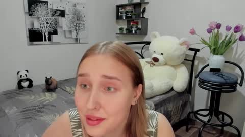 Lina online show from 11, 3, 2025