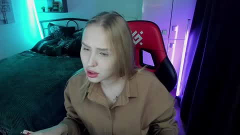 Lina online show from 10, 10, 2025