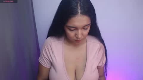 Snapshot of lincy_honeyy chatting on 2, 7, 2026 lincy_honeyy online show from 2, 7, 2026