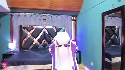 Snapshot of linda4petite chatting on 10, 3, 2025 Linda online show from 10, 3, 2025