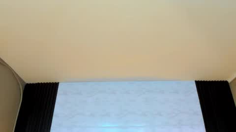  Linda  online show from 10, 10, 2025