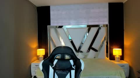  Linda  online show from 12, 1, 2026