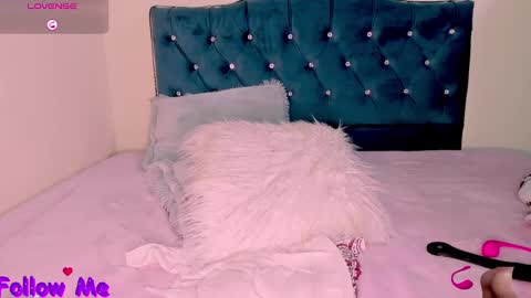 Snapshot of linda_alana chatting on 23, 1, 2025 Alana online show from 23, 1, 2025