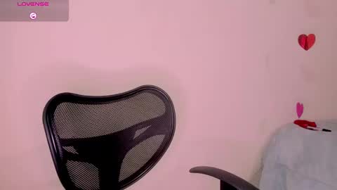 Snapshot of linda_alana chatting on 19, 2, 2025 Alana online show from 19, 2, 2025