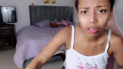 Snapshot of linda_brown_1 chatting on 30, 5, 2026 linda brown online show from 30, 5, 2026