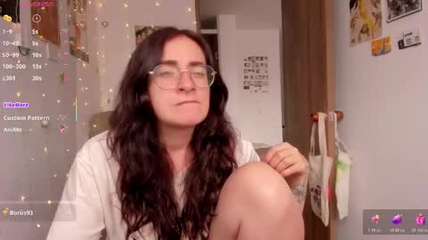 Giggles  online show from 25, 10, 2025