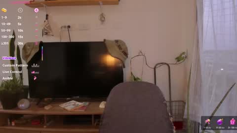 Snapshot of linda_giggle chatting on 22, 12, 2025 Giggles online show from 22, 12, 2025